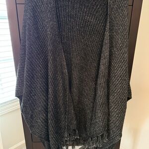 NWOT, American Eagle Charcoal Knit Poncho